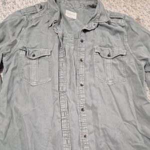 American Eagle Outfitters Gray Boyfriend Fit Shirt